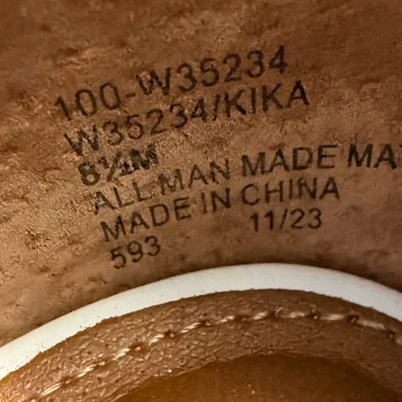 WHITE MOUNTAIN Women's Kika Open Toe Flat Sandal Size 8.5 - Picture 6 of 7